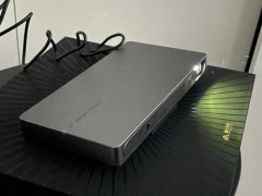 便携式投影仪测评：峰米X1激光投影仪声效具佳